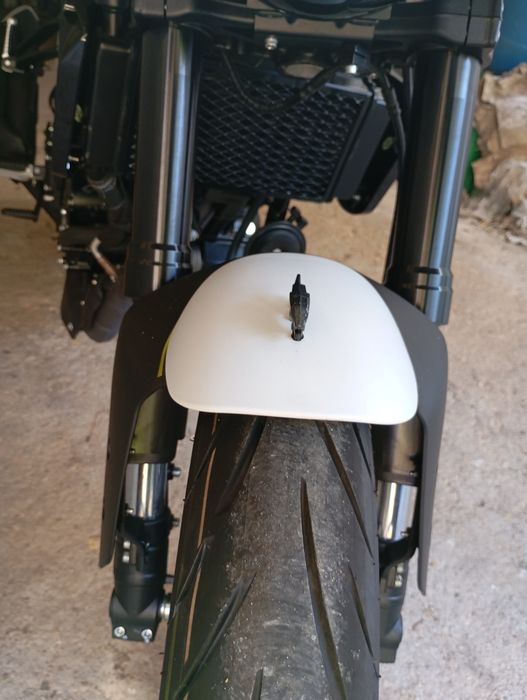 Benelli Leoncino 125