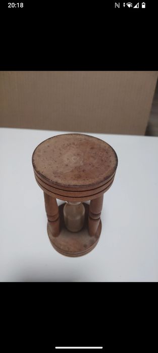 Piękna starą drewniana klepsydra retro