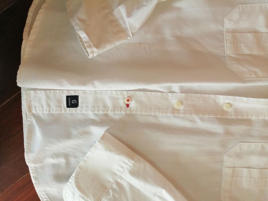 Camisa de homem branca