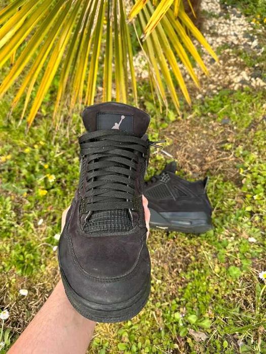 Iconic and Timeless Jordan 4 Retro Black 39