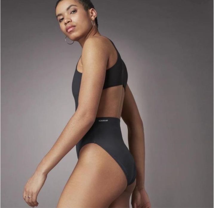 Спортивне боді adidas