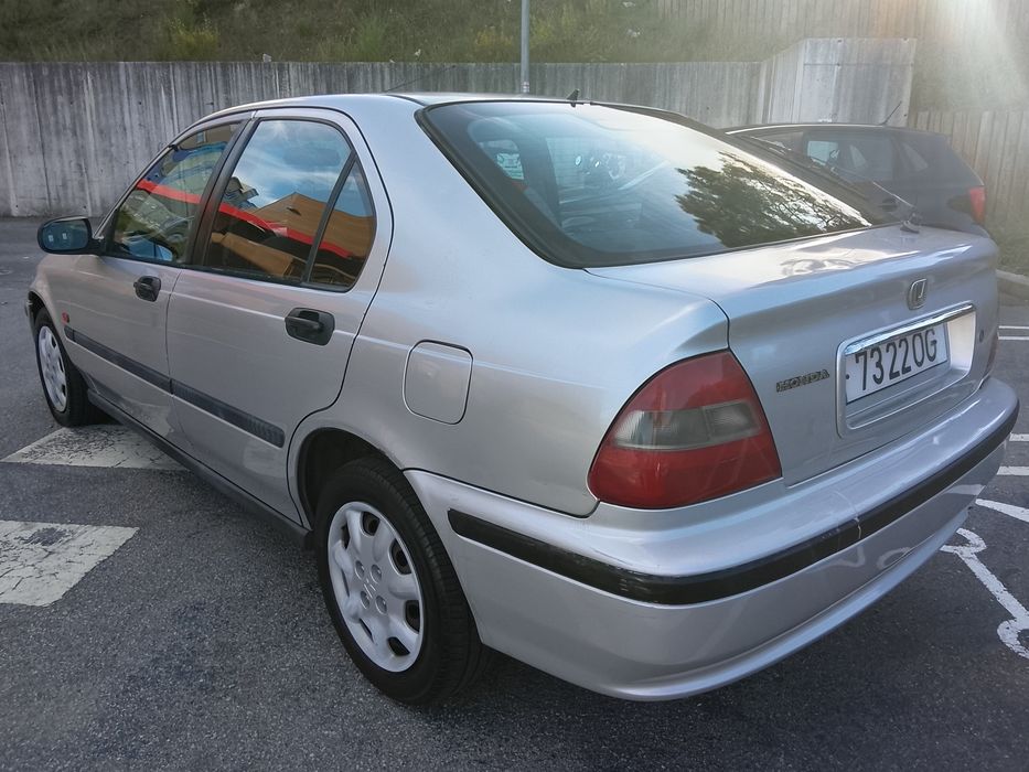 Honda Civic 1.4 is 90cv ano 2000 impecável a nível geral