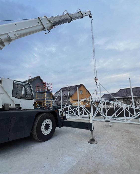 Оренда автокрана 30 тонн Terex Demag AC 30 City. Стріла 26м + гусьок 13м,по всій Закарпатській області