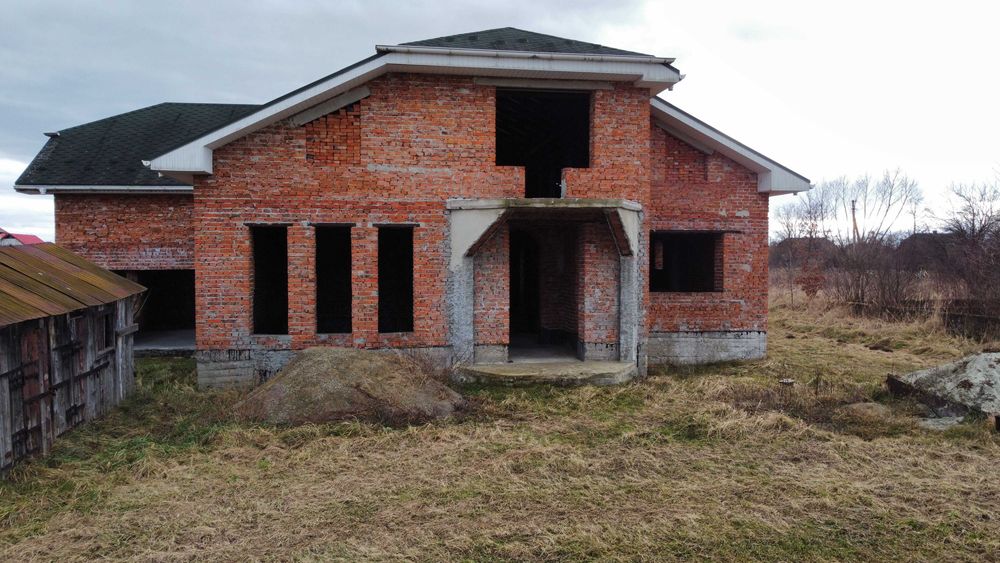 Продається будинок поруч м.Стрий