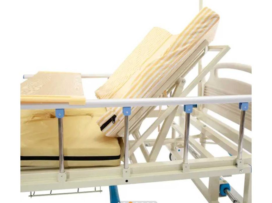 Продам медичне ліжко. В належному стані.