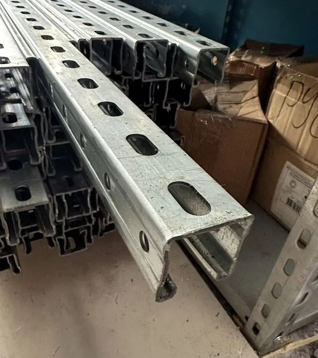 Профіль для сонячних панелей оцинкований  41*41*1.5мм