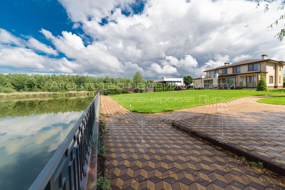 КМ Хутір Ясний,Лісники вихід на воду Будинок 462м2 з ремонтом,23 сот.