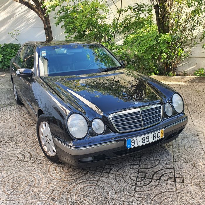 Mercedes Casse E 220 CDI. Ano 2001. IMACULADO.