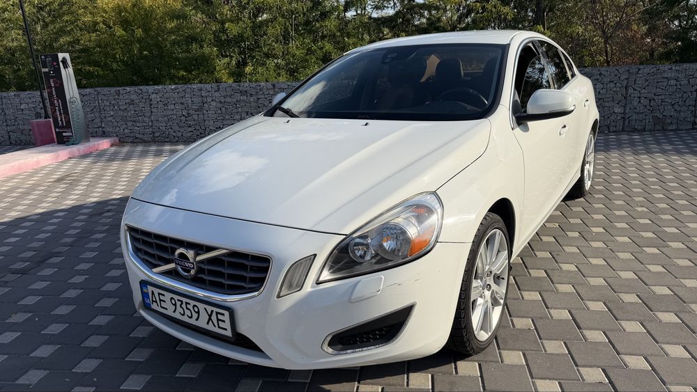 продам Вольво s60 в хорошем состояние ОБМЕН