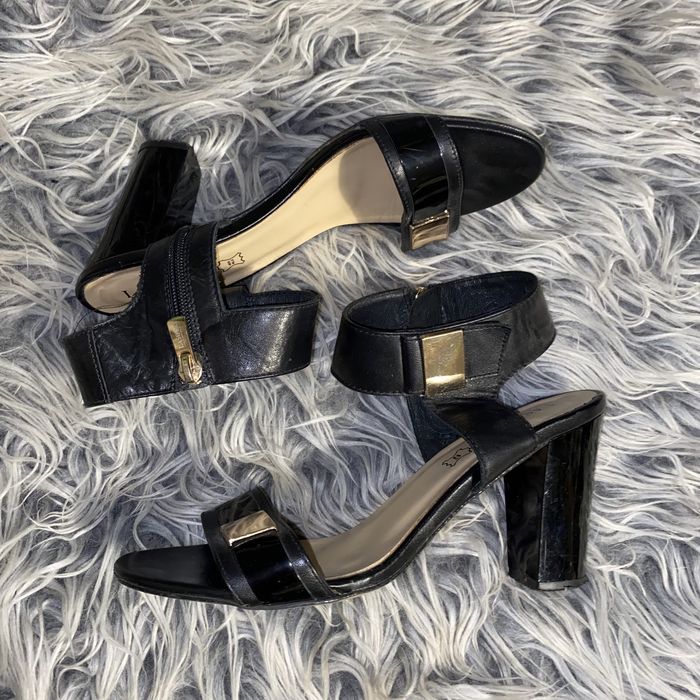 Buty na obcasie Lasocki [37]