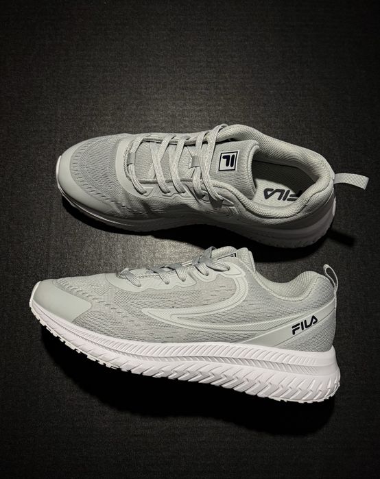 Кросівки Fila, розмір 39, Оригінал!