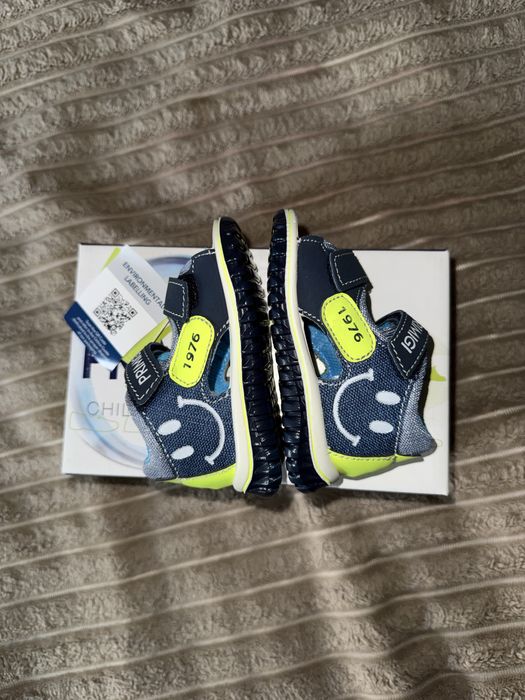 Сандалі Primigi  20 нові