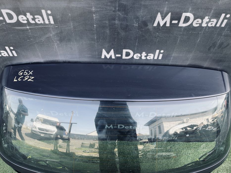 Ляда задня дверка Гольф 5 кришка багажника Golf 5 хечбек LC9Z гола VW