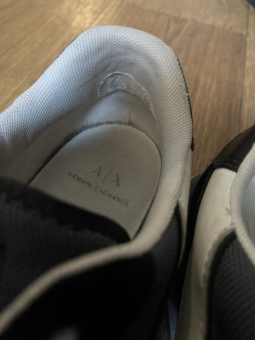 Продам Кросовки Armani Exchange 42