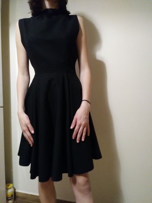 Sukienka mała czarna