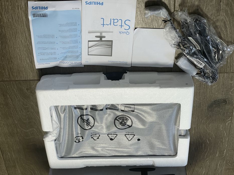 Монітор philips 193v5