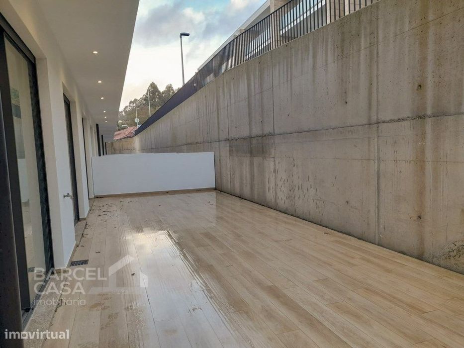Apartamento T3 Novo, c/ garagem fechada em Airó - Barcelos