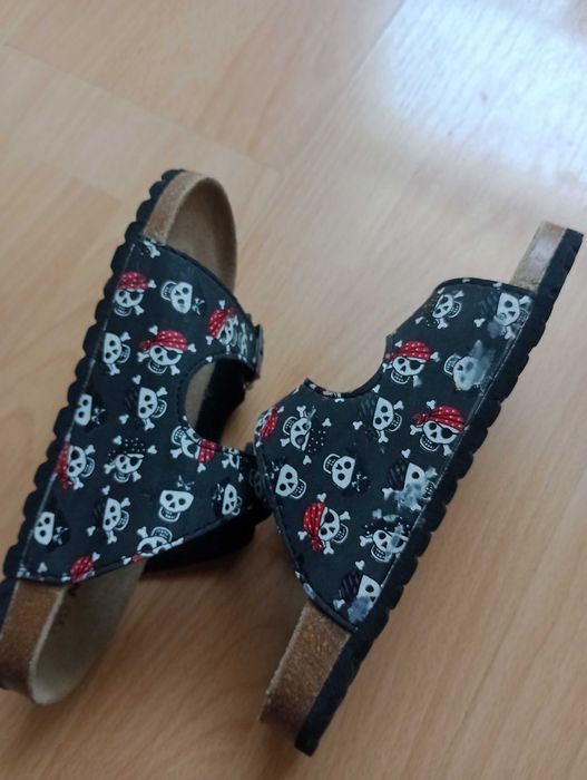 Klapki CCC Action Boy rozmiar 32