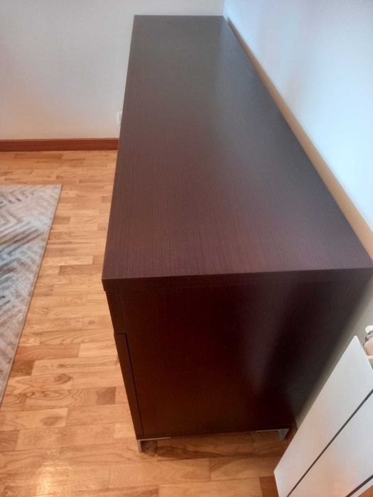 Aparador de apoio à Sala de jantar