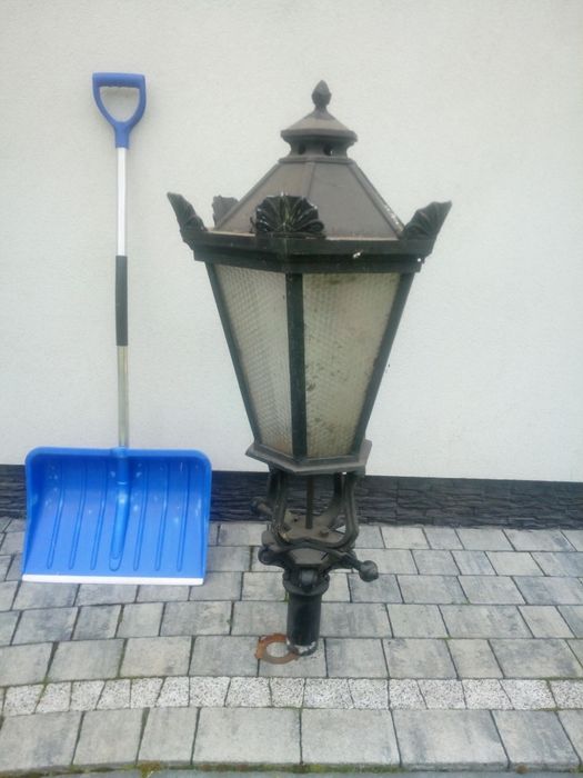 Latarnia parkowa  lampa ogrodowa