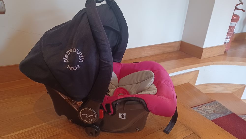 Carrinho Pierre Cardin