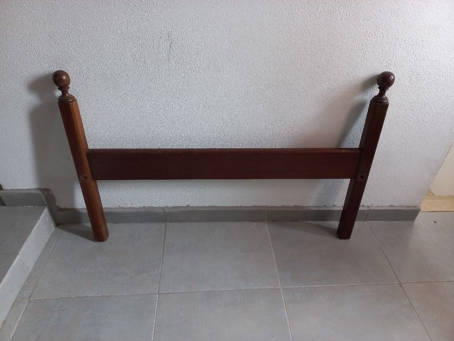 Cama de solteiro (100x190 cm)