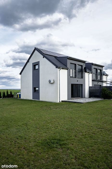 Bliźniak z pięknym widokiem i dużą działką - gotowy do zamieszkania