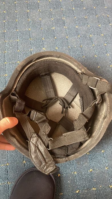 Шолом каска військова