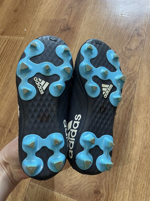 Бутси adidas.