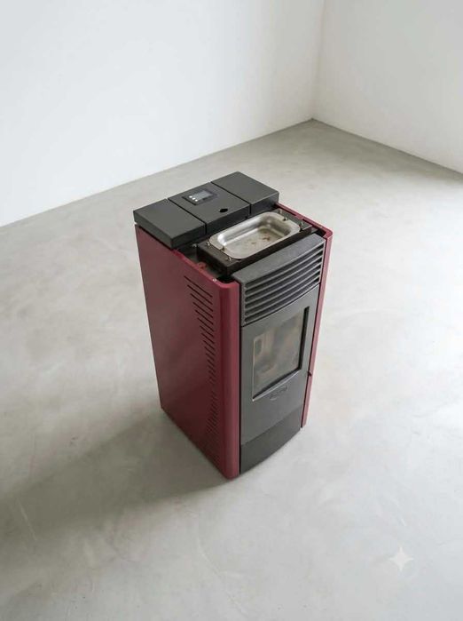 Piecyk Kominek na pellet Ravelli RC70 – 7,4 kW  Stan bardzo dobry