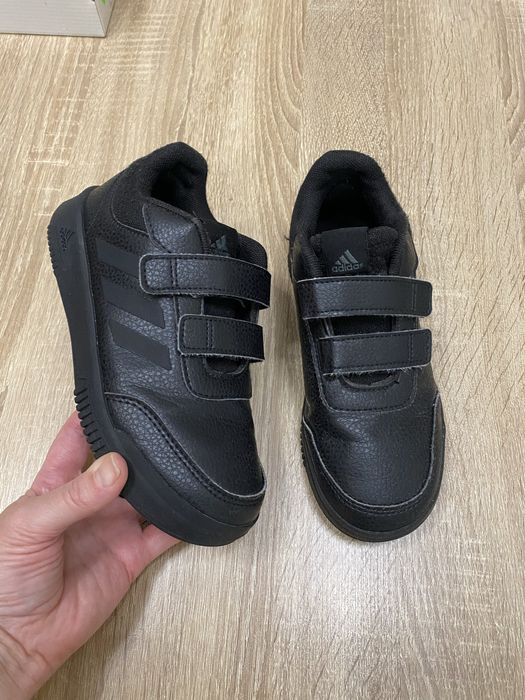 Adidas кросівки кроси кроссовки