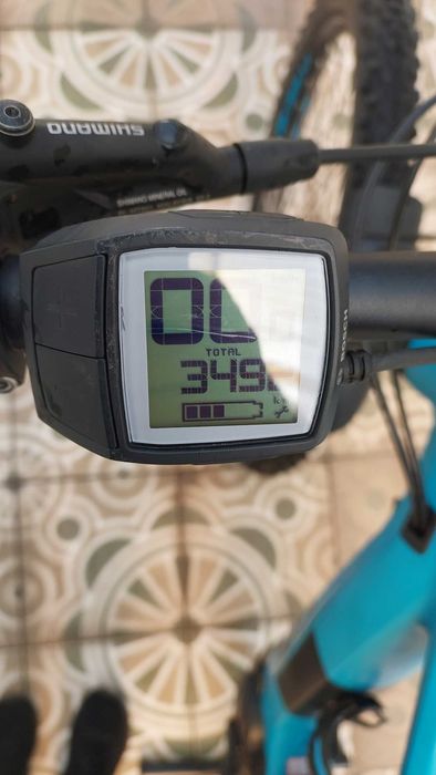 Bicicleta elétrica Cube STEREO HYBRID 140
Pro 500 27.5