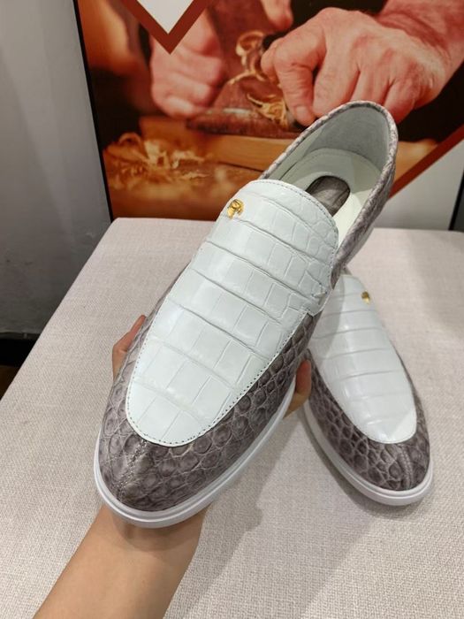 Лофери Stefano Ricci мужские из кожи крокодила