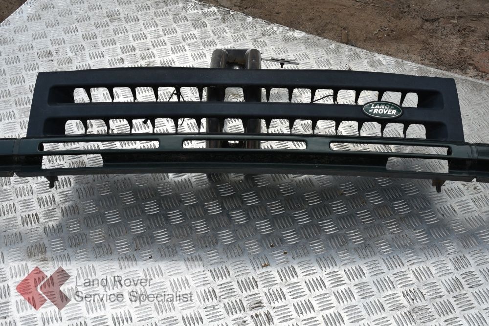 Atrapa Grill Land Rover Discovery 2 + listwy