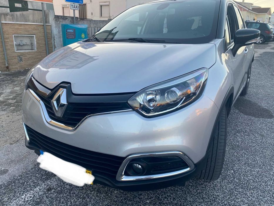 Renault Captur 1.5 DCI de 110 cavalos Versão Exclusive