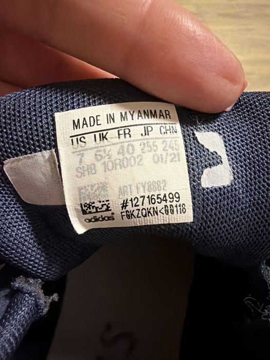 Кросівки жіночі adidas