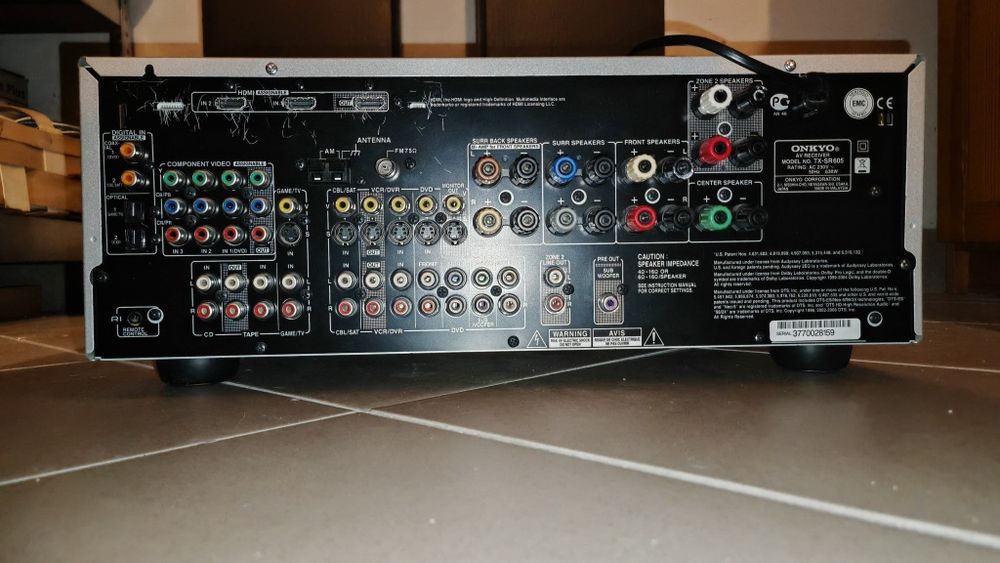 Sprzedam zestaw kina domowogo ONKYO I HECO
1.	Amplituner  ONKYO TX