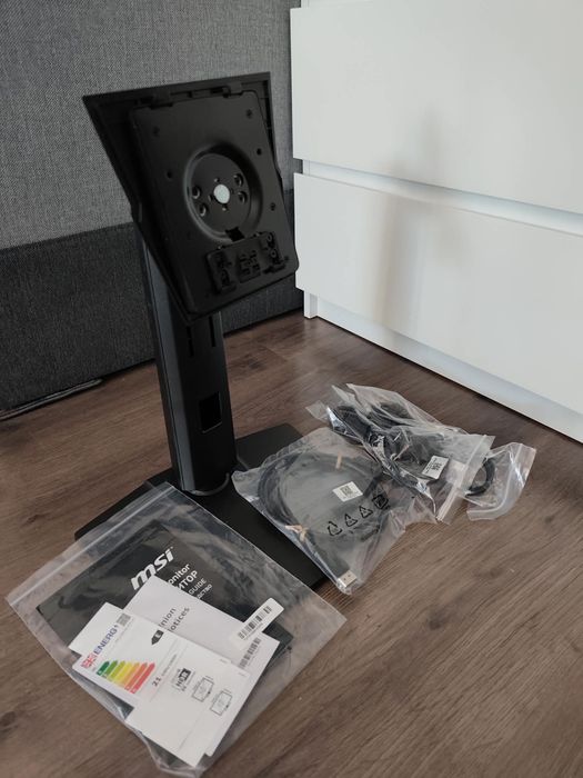 Podstawa i akcesoria MSI MAG 274QP QD-OLED X24
