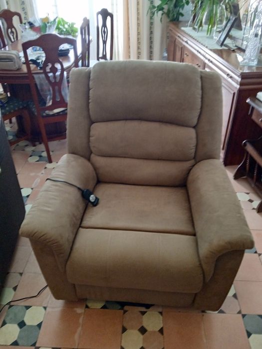 Sofá  elétrico com comando