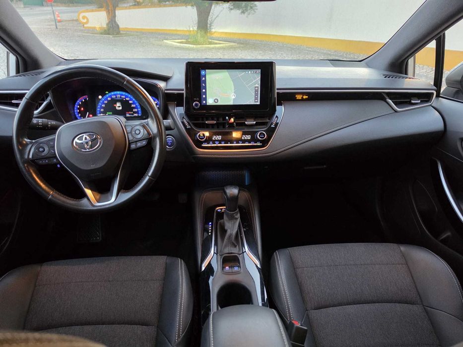 Corolla 1.8HSD Confort Pack Sport NACIONAL