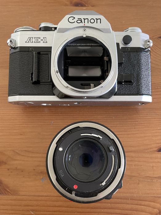 Canon AE-1 com lente 50mm 1:1.4