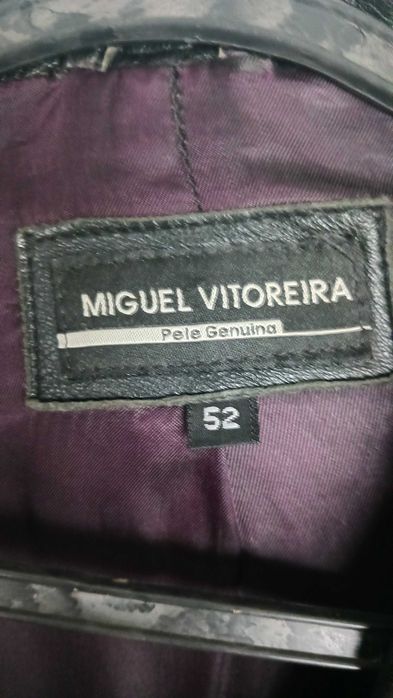 Casaco em pele preto