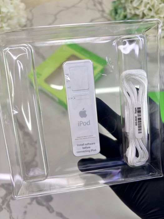 Запакований Колекційний iPod Shuffle-1 Gen! 512MB (Магазин Гарантія)