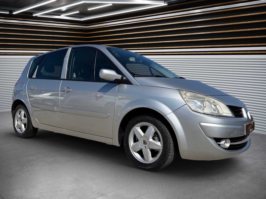 Renault Scénic Exclusive 1.5dCi Full Extras c/Garantia - 99€ p/mês — photo 2