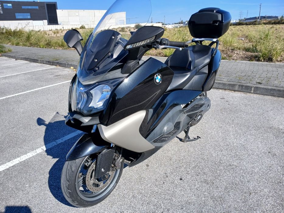 Moto BMW  maxi scooter C650GT