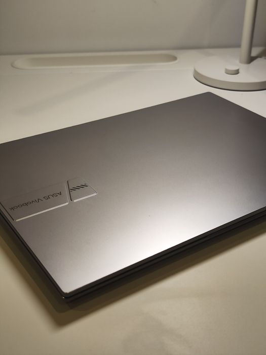 ASUS Vivobook 16 X1605ZA – i5 12ª Gen | 16GB RAM | Excelente Estado