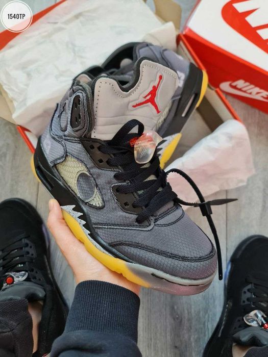 Мужские кроссовки Nike Air Jordan 5 "Retro X Off-White" Размеры 40-45