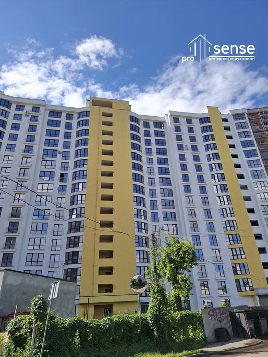 Продаж / Квартира / Івасюка, Івасюка Надрічна, Івано-Франківськ