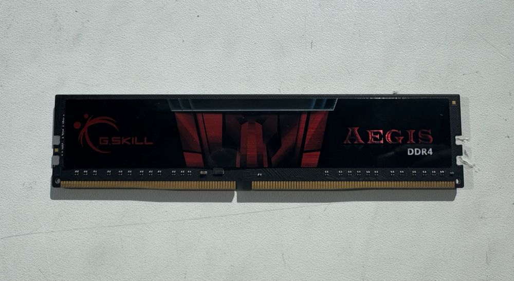 Оперативна память DDR4 8GB