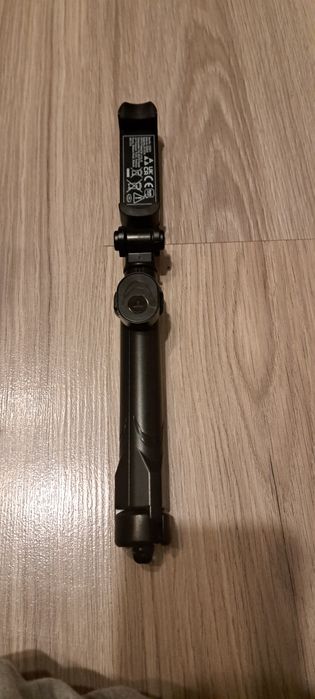 Tripod do robienia zdjęć na bluetooth